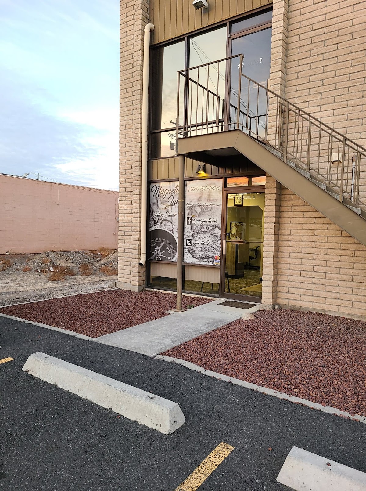 Magnetic Ink storefront entrance on S Balsam St, Moses Lake